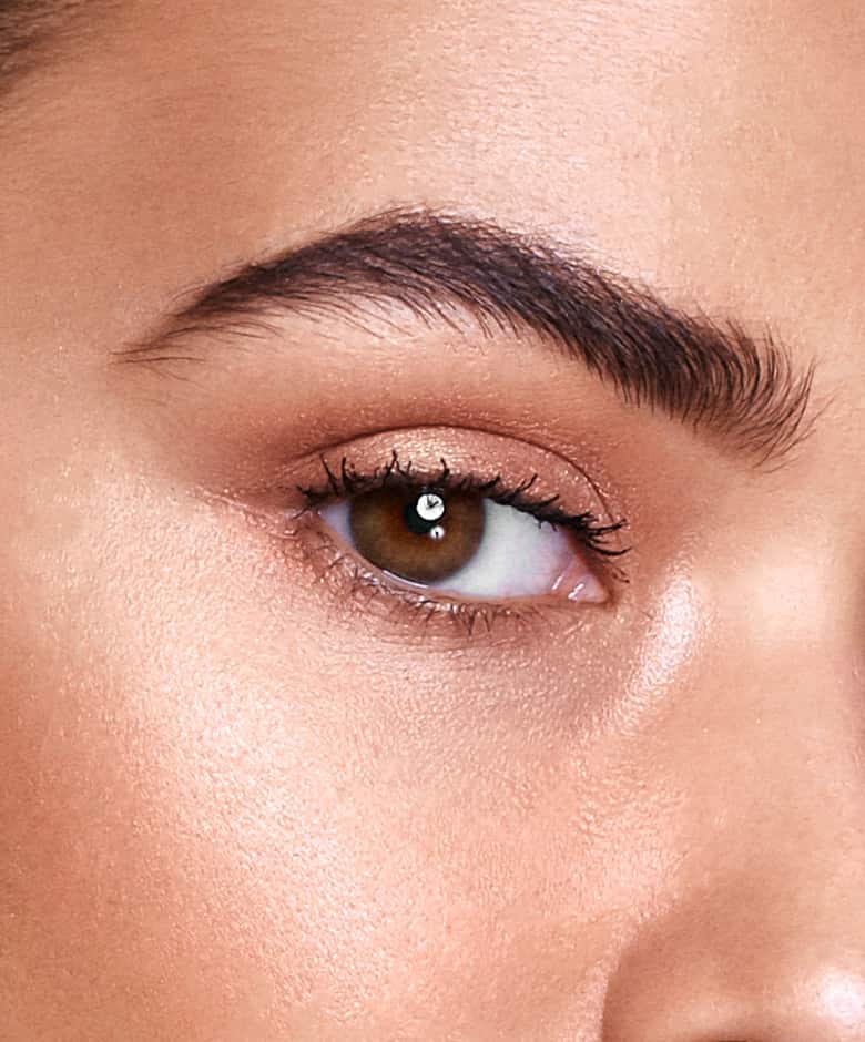 VUL JE WENKBRAUWEN IN