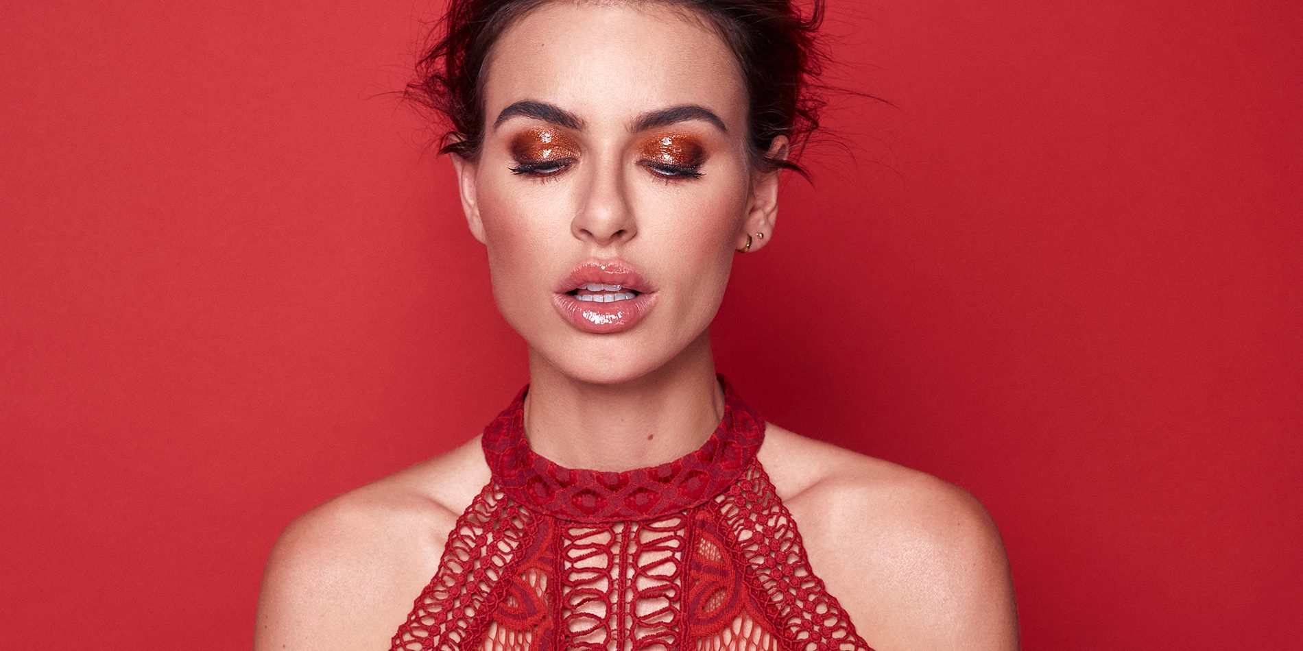 zo breng je glossy oogschaduw écht goed aan