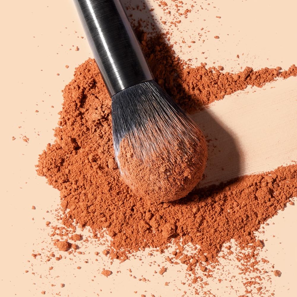 BE CREATIVE MAKE-UP