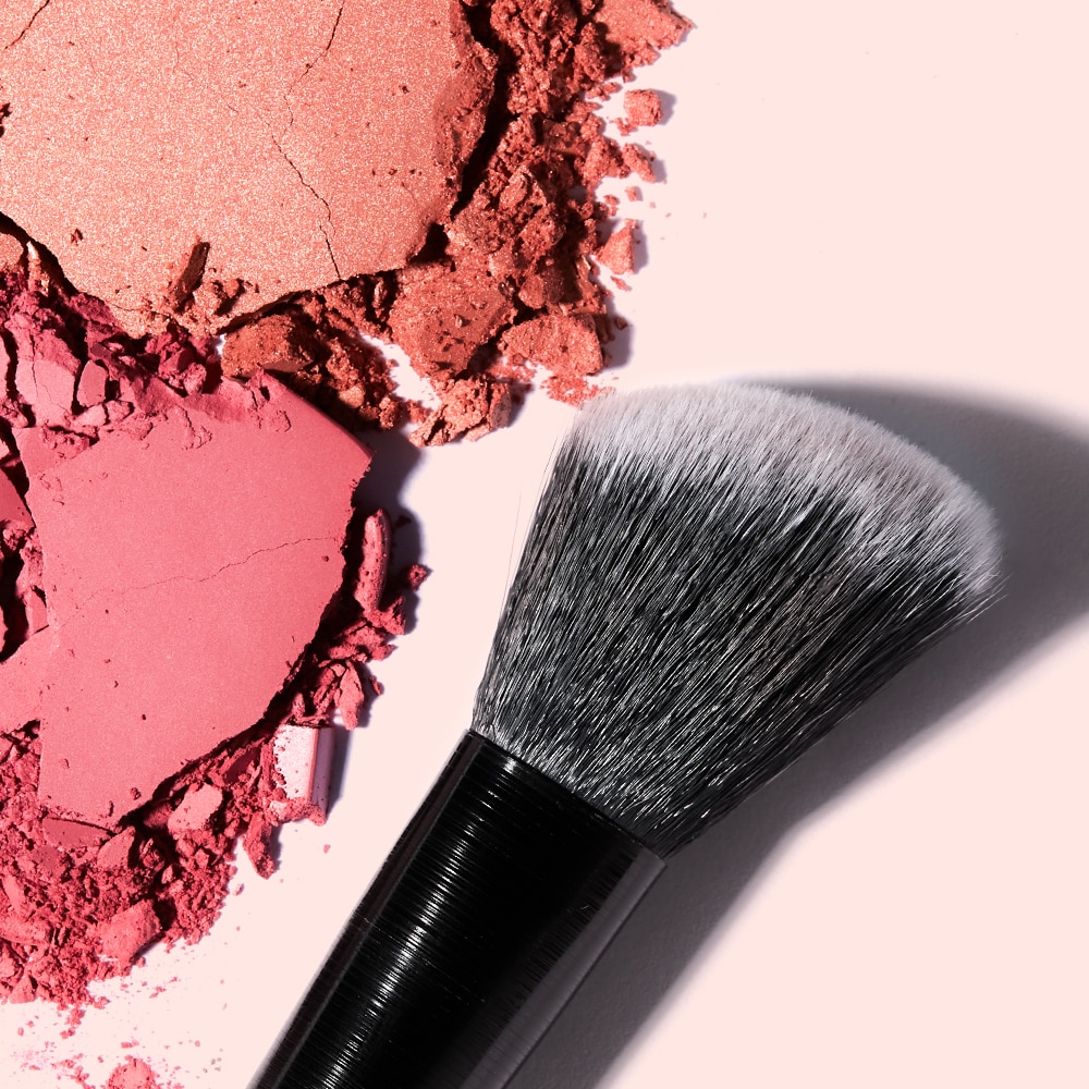 BE CREATIVE MAKE-UP