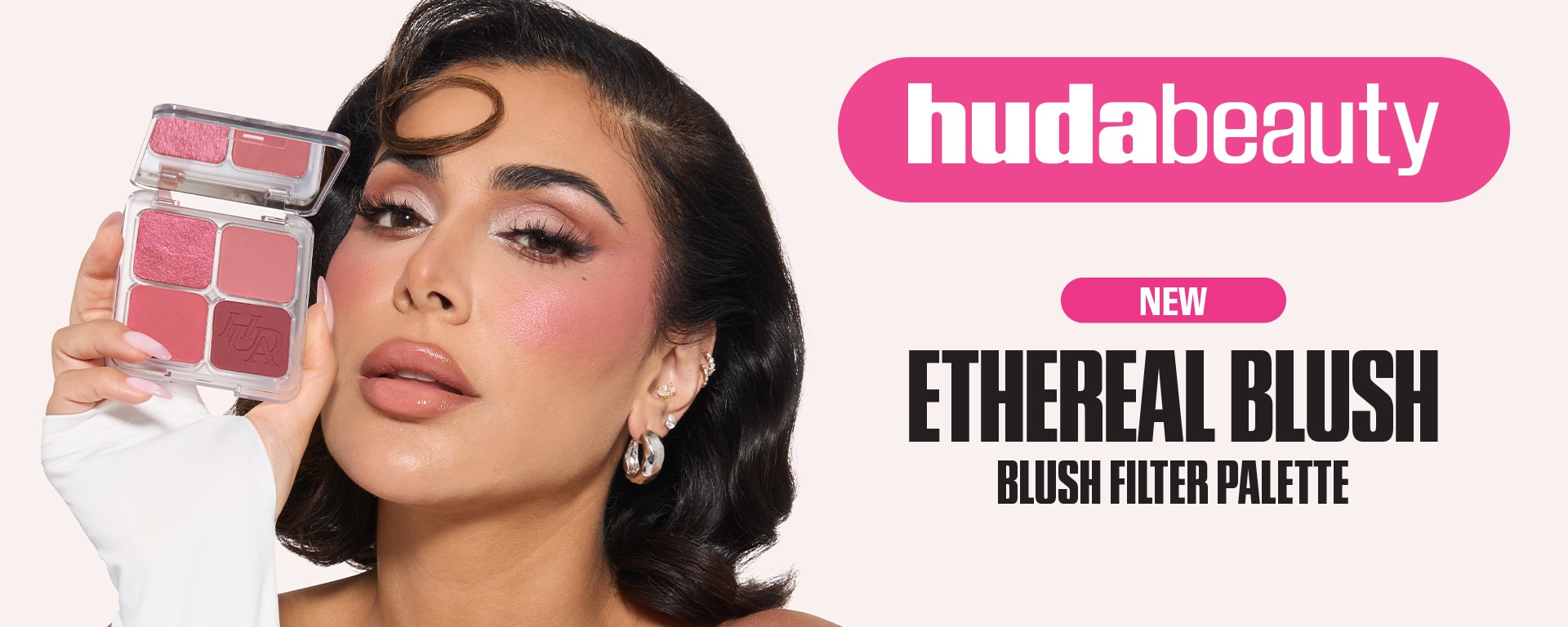 HUDA BEAUTY Blush Filter Palette HUDA BEAUTY Blush Filter Palette