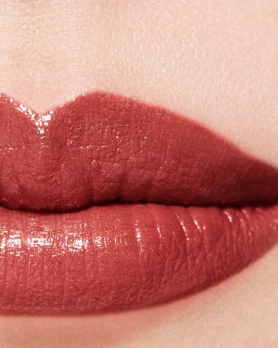CHANEL ROUGE ALLURE L'EXTRAIT LE ROUGE HAUTE INTENSITÉ EXTRAIT DE LUMIÈRE ET DE SOIN BRUN AFFIRMÉ 3