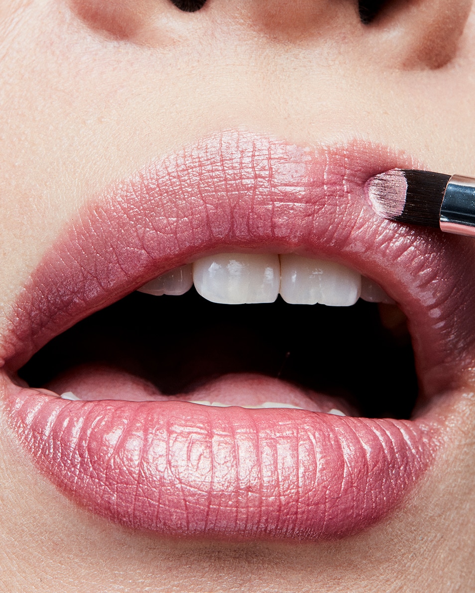 PARELMOERGLANZENDE LIPPENSTIFT- SEMI-GLANZENDE FINISH