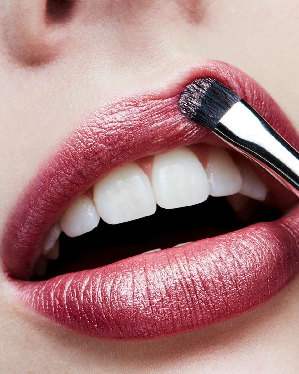 M.A.C FROST LIPSTICK ROUGE À LÈVRES PERLÉ - FINI SEMI-LUSTRÉ Plum Dandy
