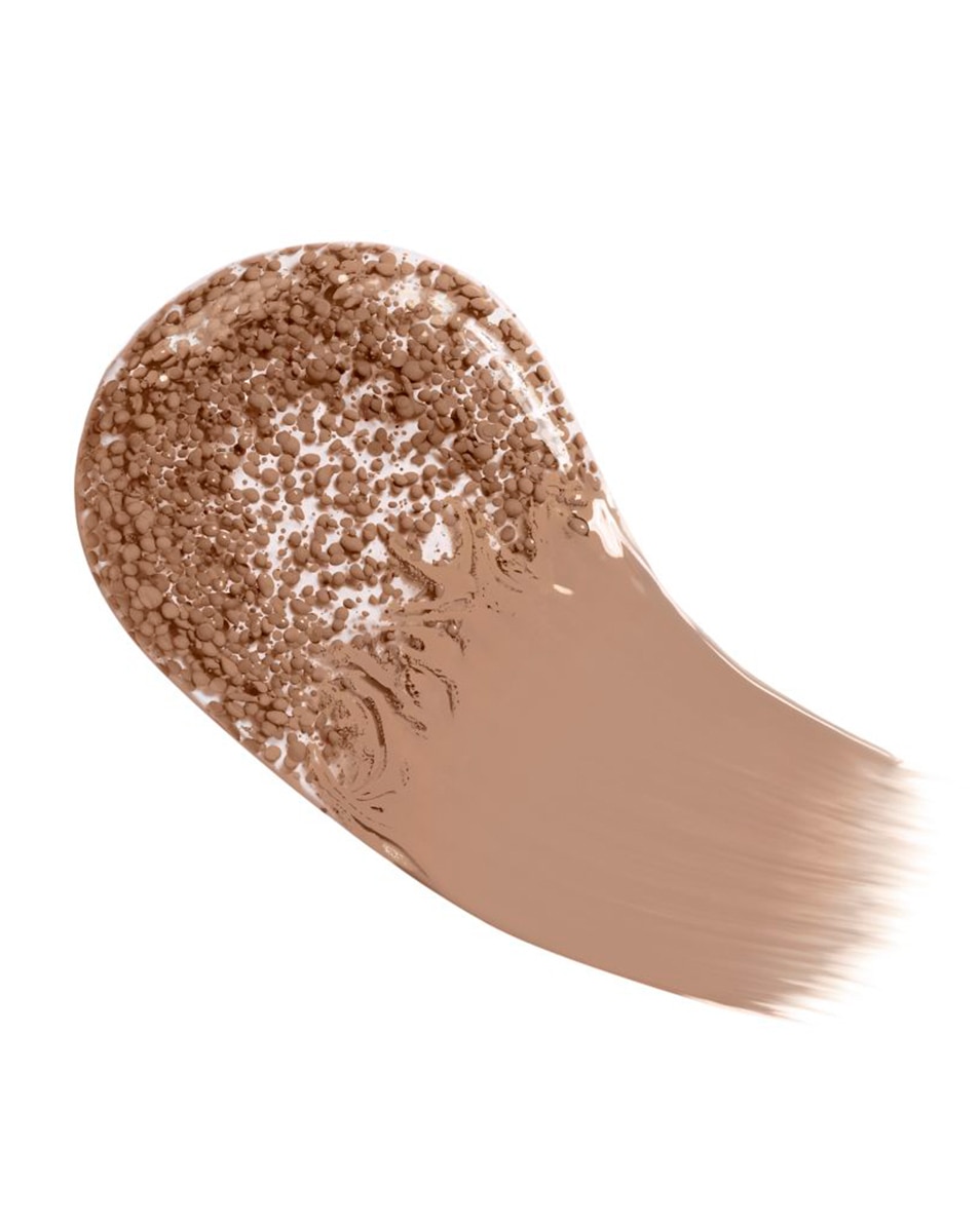 CHANEL LES BEIGES TOUCHE DE TEINT TOUCHE DE TEINT FRAÎCHE AUX MICROBULLES DE PIGMENTS B50 3