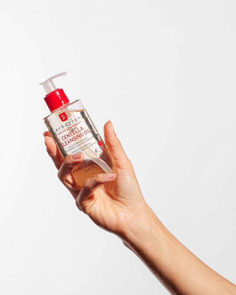 HUILE DEMAQUILLANTE À LA CENTELLA ASIATICA APAISANT