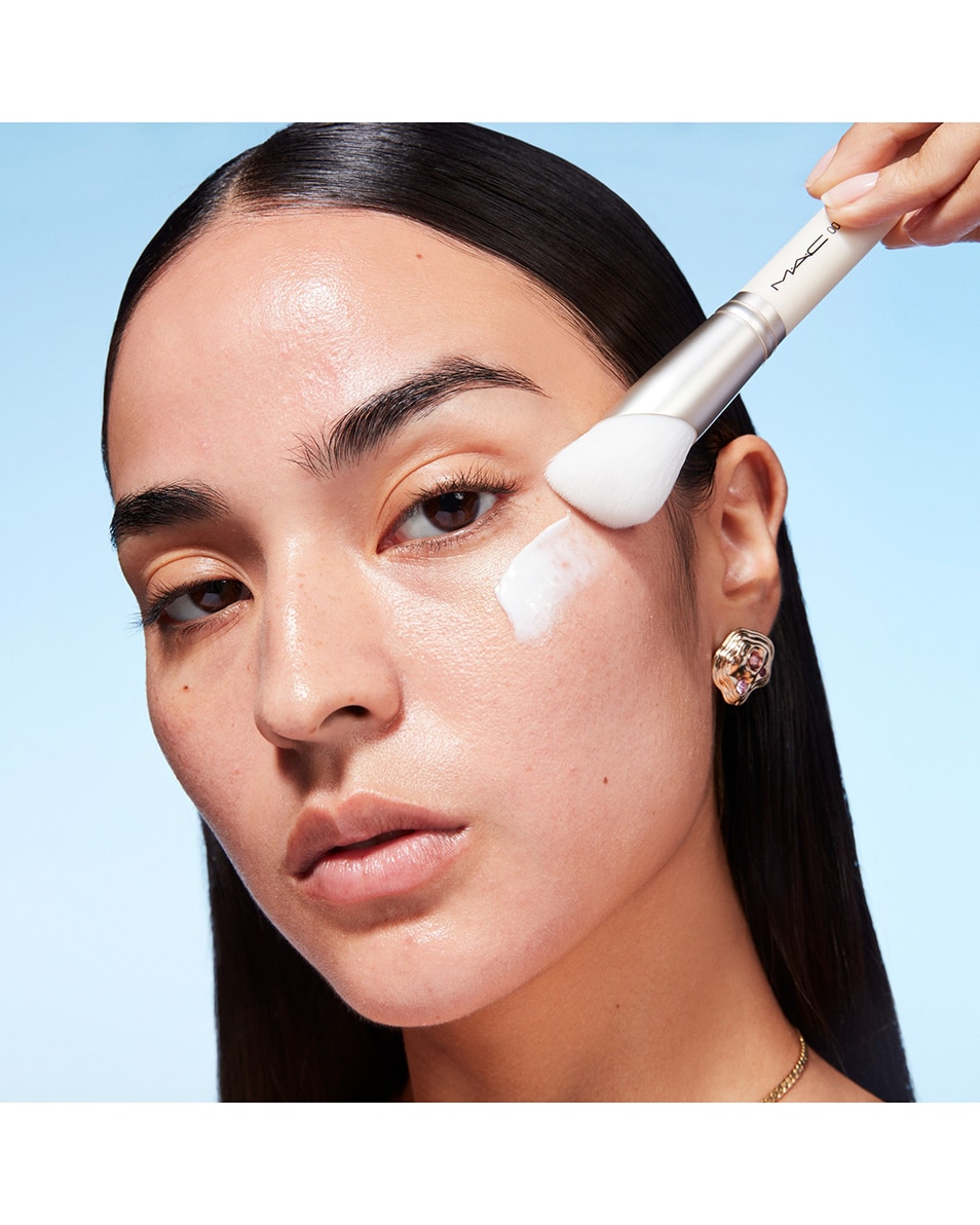 HYDRATEREND & HERSTELLEND SERUM