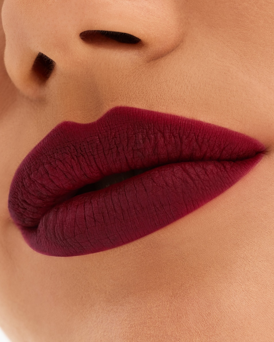 M.A.C LOCKED KISS LIPSTICK ROUGE À LÈVRES LIQUIDE MAT - COUVRANCE TOTAL PONCY 3