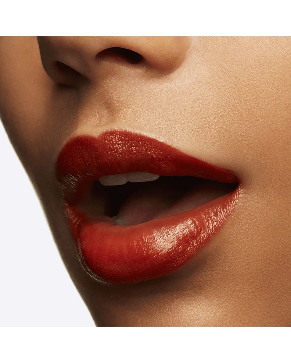 M.A.C Lustreglass Sheer-Shine Lipstick Doorschijnende & glanzende kleur - langhoudende finish Obviously 3