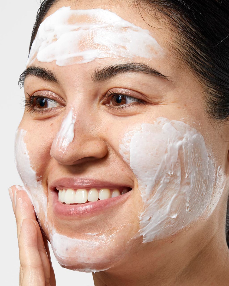 CRÈME EXFOLIANTE SOLUBLE & DOUX - AMÉLIORE LA TEXTURE DE LA PEAU