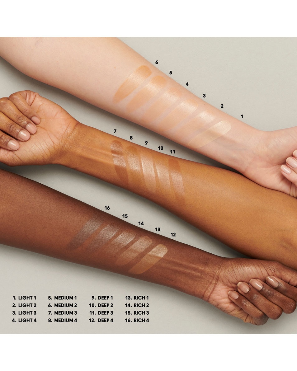 M.A.C Strobe Dewy Skin Tint Getinte moisturizer - licht & opbouwbare dekking Deep 1 3