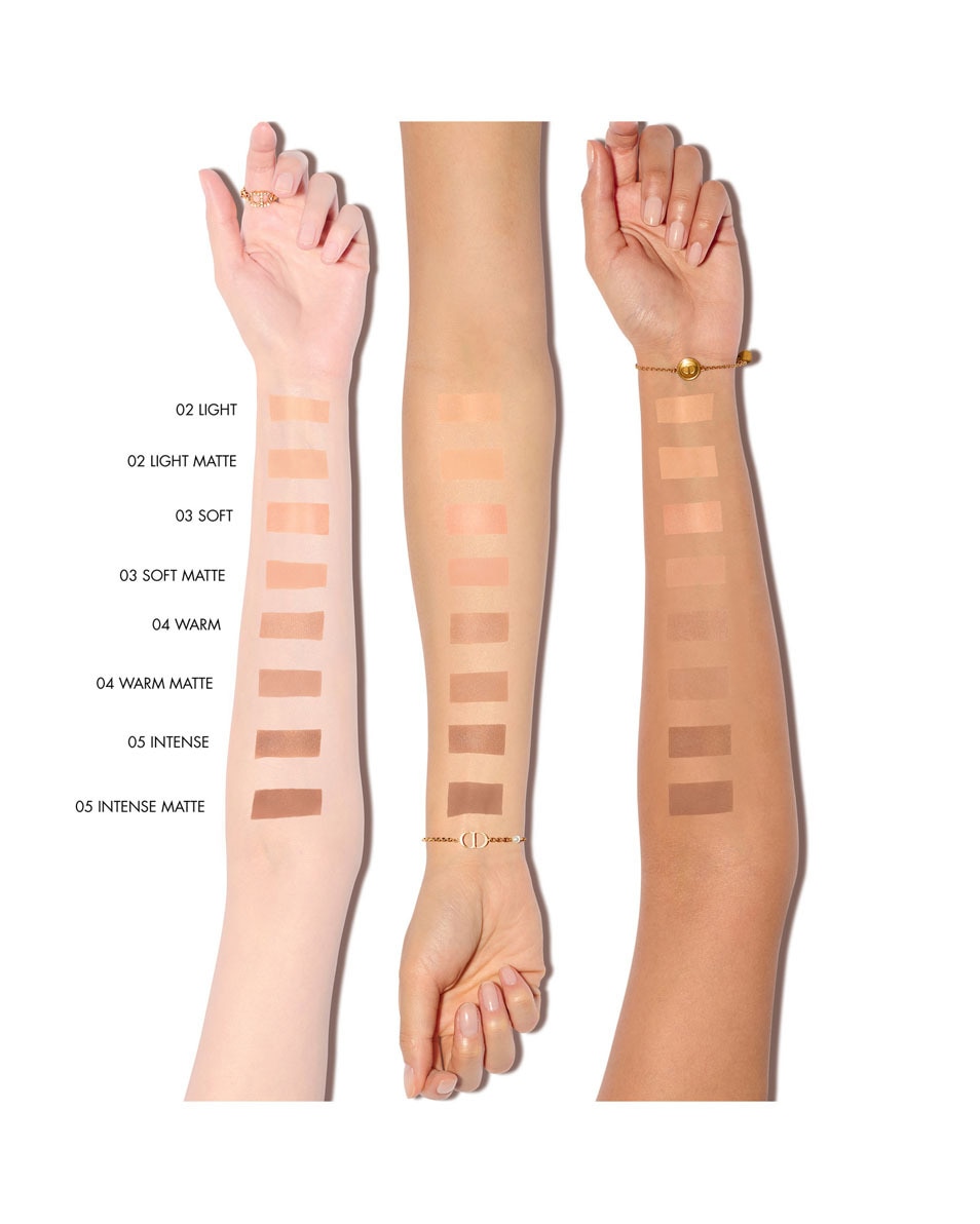 DIOR Dior Forever Nude Bronze - Powder Bronzer Poudre bronzante fini éclat naturel ou mat GLOWY - 05 Intense 3