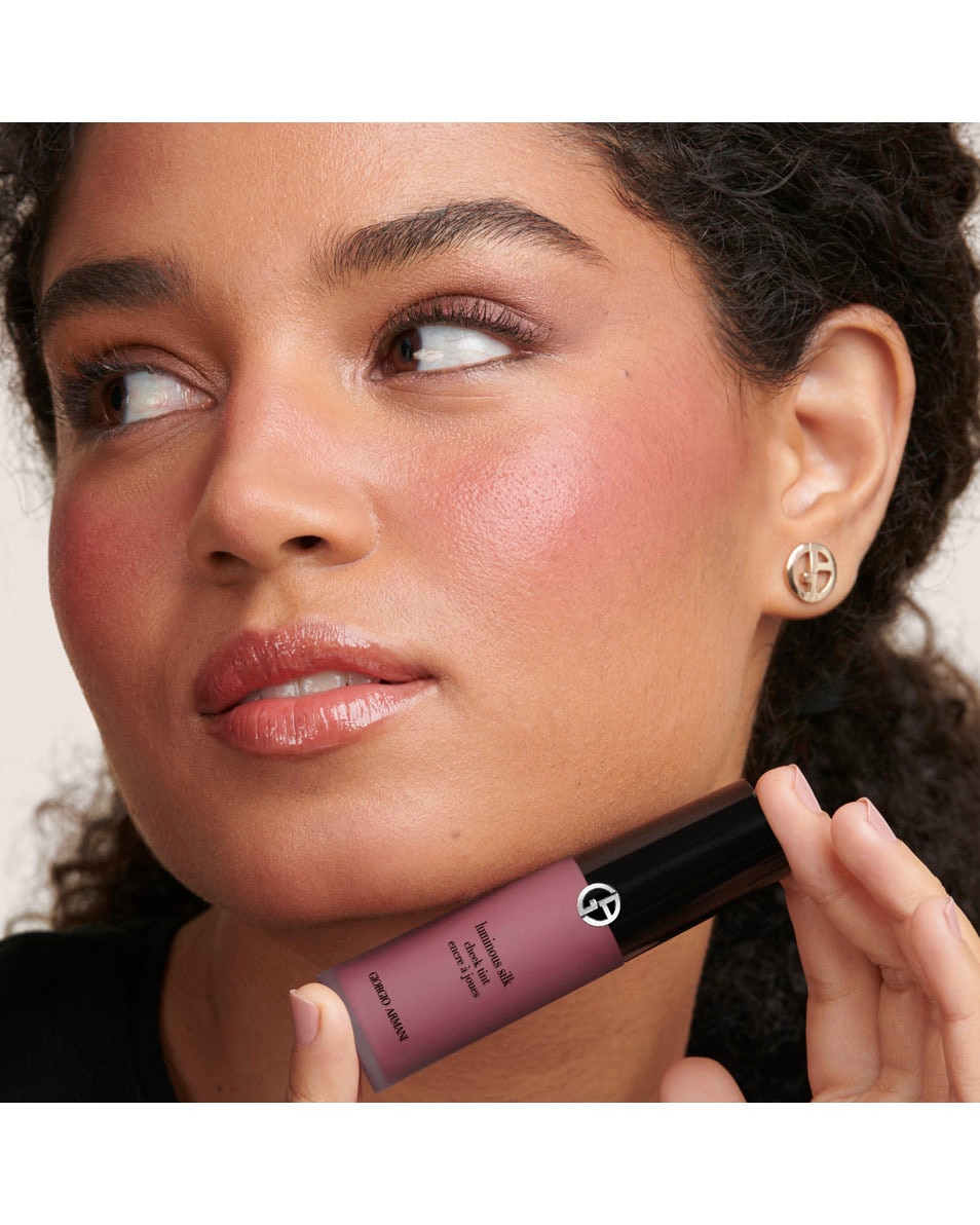 ARMANI BEAUTY Luminous Silk Cheek Tint Vloeibare blush zijdezachte textuur 65 - Intense Berry 3