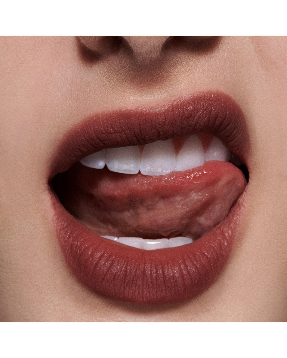 M.A.C Powder Kiss Liquid Lip Colour - Intimate Nudes Vloeibare lippenstift - 10u hydraterend & langhoudend REKINDLED 3