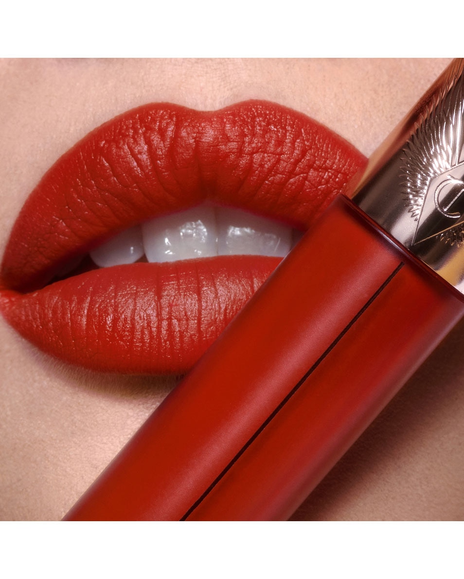 CHARLOTTE TILBURY Airbrush Flawless Lip Blur Rouge à lèvres fluide FLAME BLUR 3