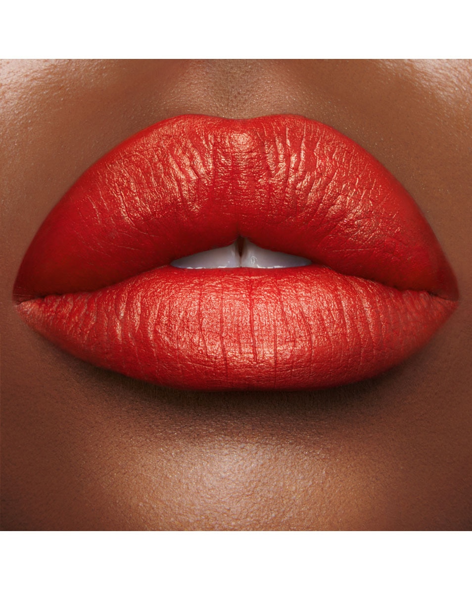 CHARLOTTE TILBURY Matte Revolution Lipstick FAME FLAME 3