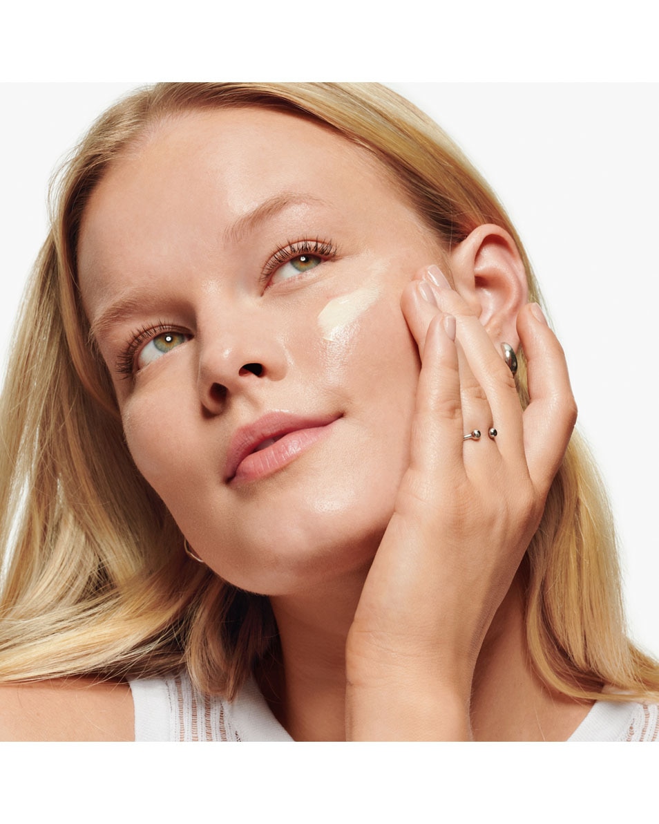 CLINIQUE Dramatically Different™Moisturizing Lotion SPF 50 75 ML 3