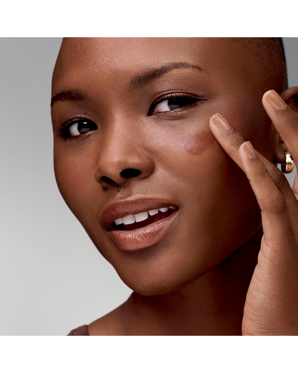 ESTÉE LAUDER Futurist Blushmaker Fard à joues SKINNY DIP 3