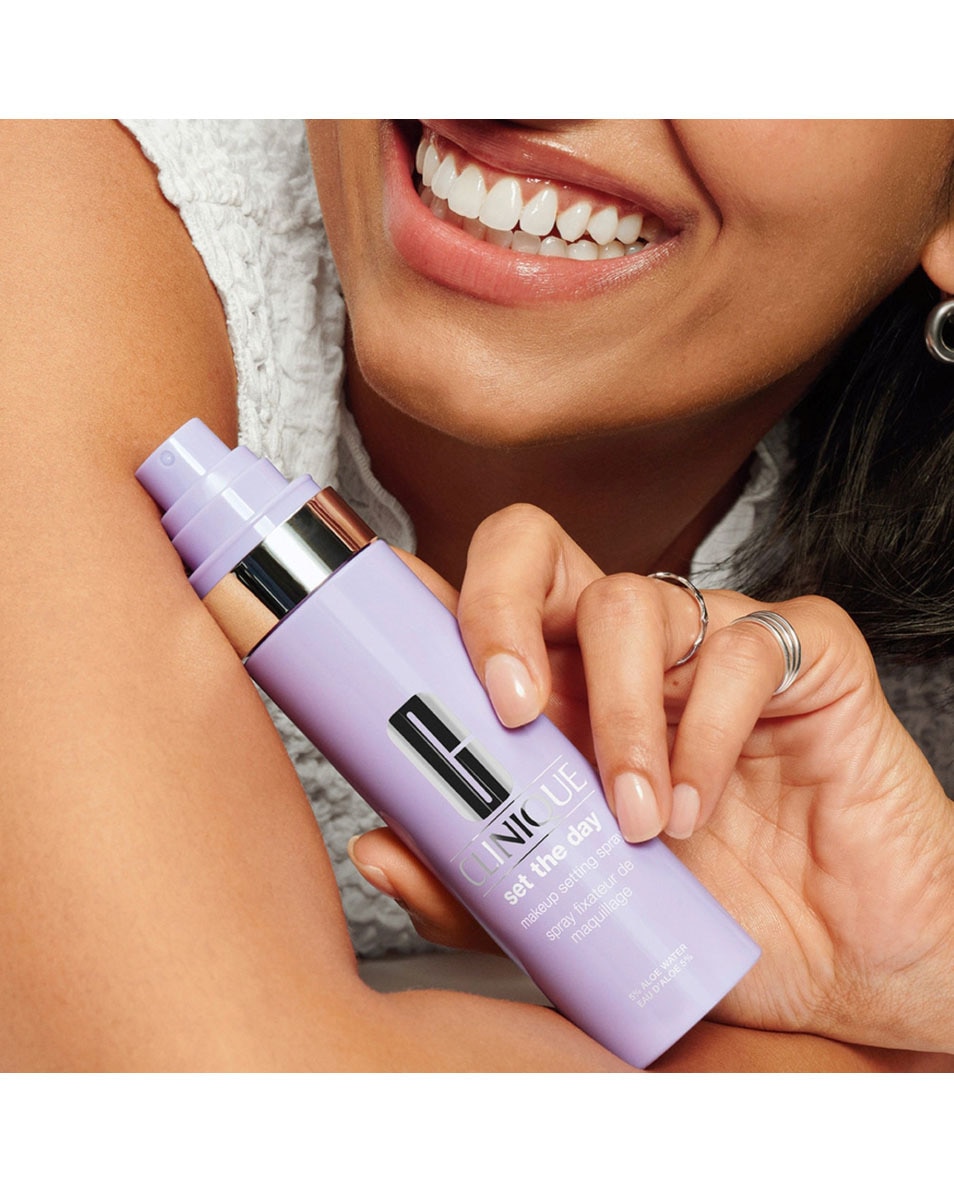 CLINIQUE Set The Day Make-up Fixatiespray