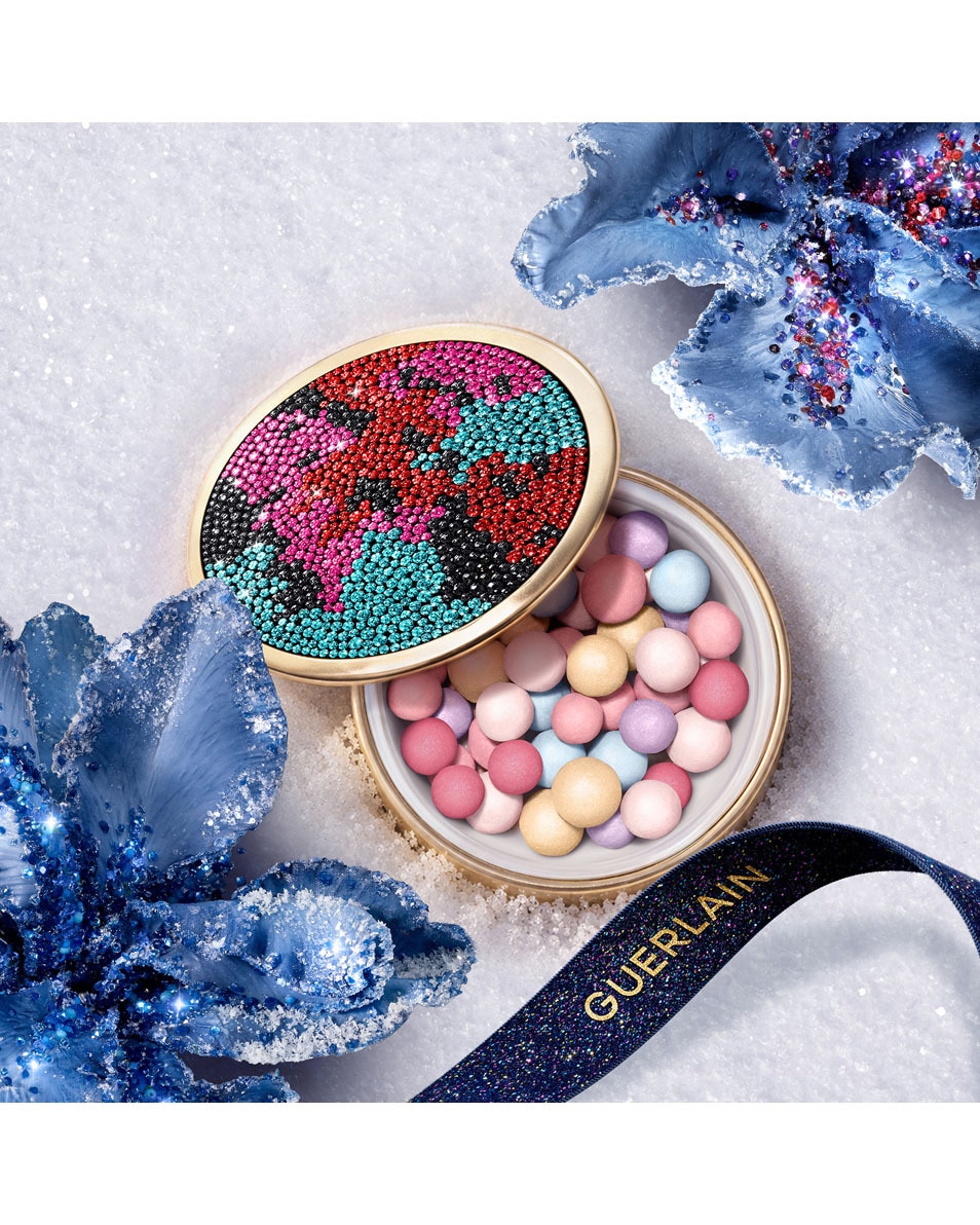 GUERLAIN METEORITES Licht-onthullende poederparels DREAMLIGHT 3