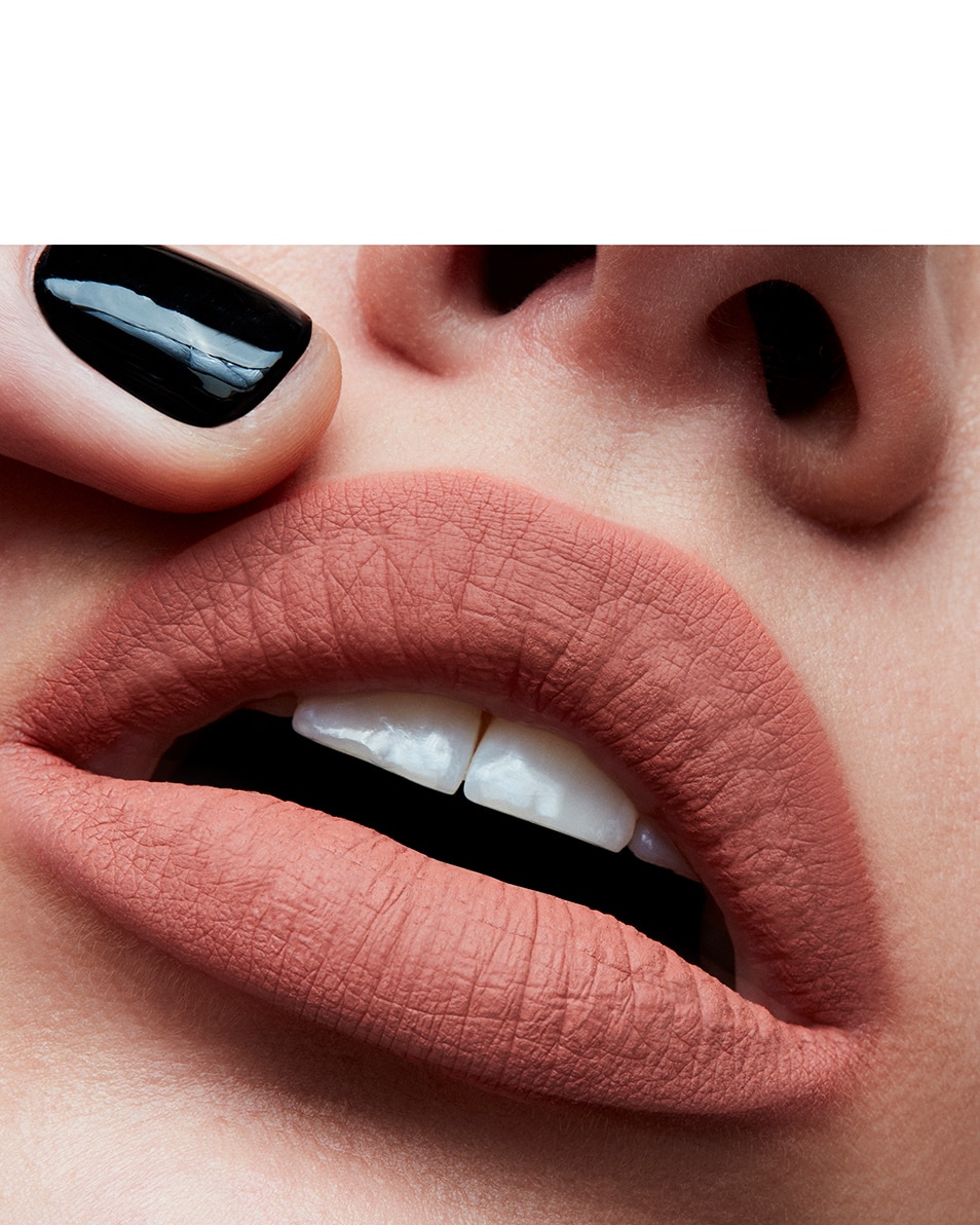 M.A.C RETRO MATTE LIQUID LIP COLOUR ROUGE À LÈVRES LIQUIDE - LONGUE TENUE DE 8H LadyBeGood 3