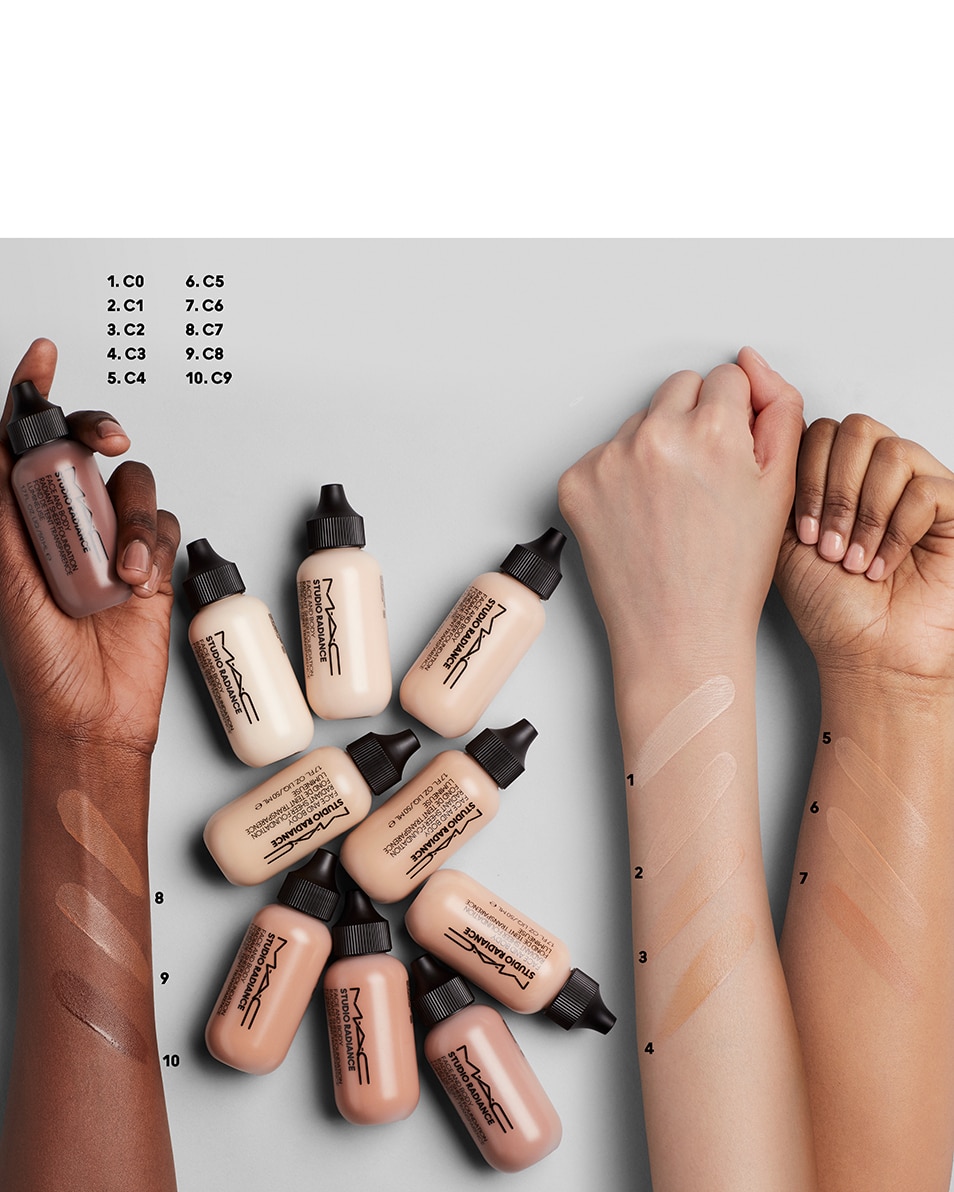 M.A.C STUDIO RADIANCE FACE AND BODY FOUNDATION RADIANT SHEER LANGHOUDENDE FOUNDATION-WATERPROOF-VOOR ALLE HUIDTYPEN C0 5