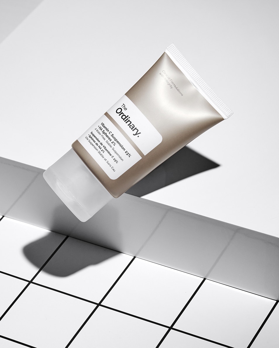 THE ORDINARY VITAMIN C VITAMIN C SUSPENSION 23% + HA SPHERES 2% 30 ML 4