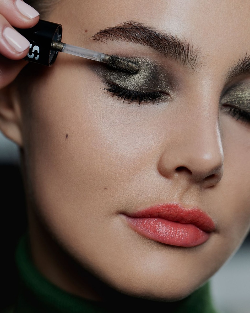 OMBRE À PAUPIÈRES LIQUIDE