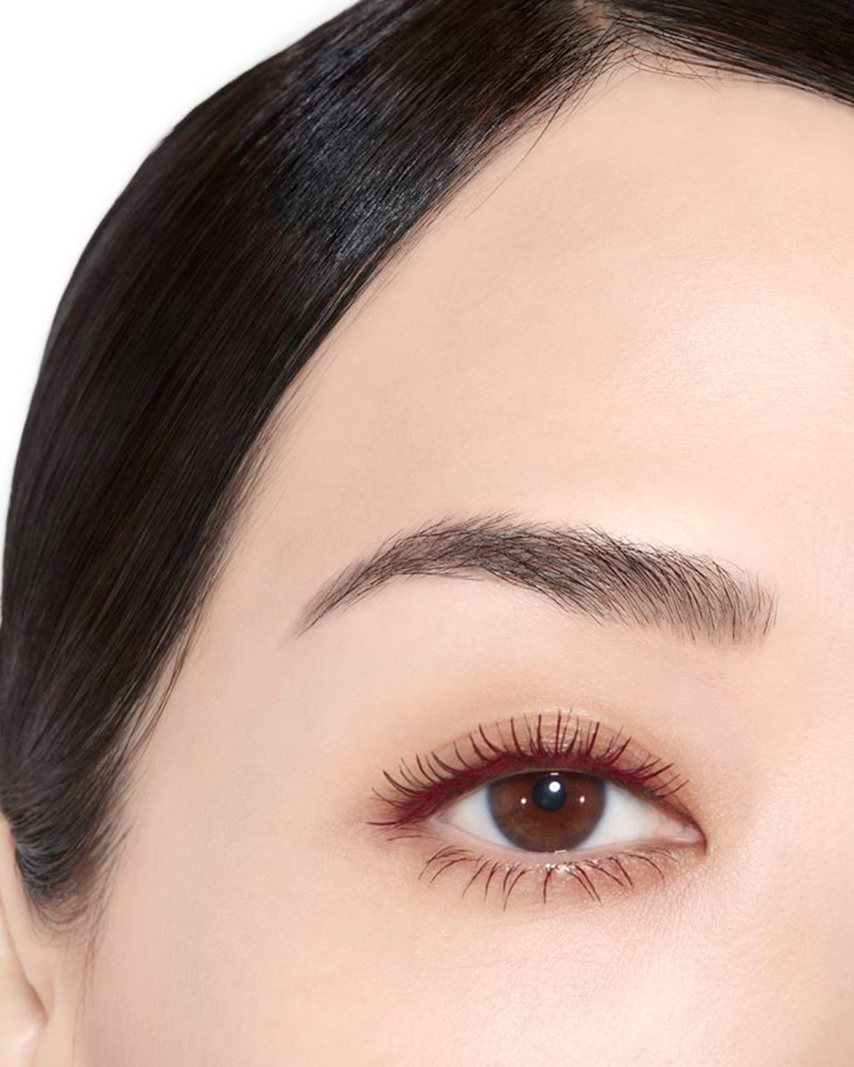 CHANEL NOIR ALLURE MASCARA ROOD 4