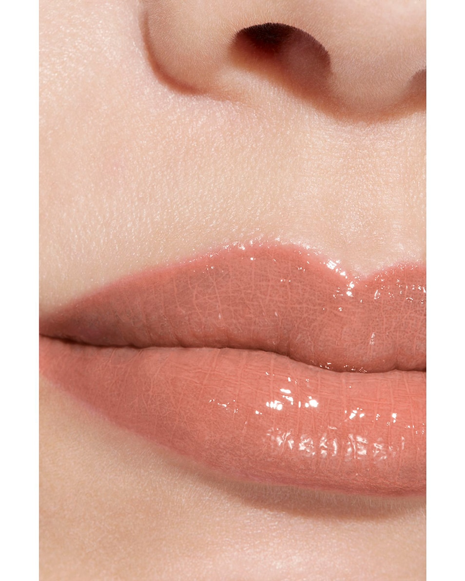 Chanel ROUGE COCO FLASH LA COULEUR, LA BRILLANCE, L'INTENSITÉ EN UN ÉCLAIR ESCAPADE 3