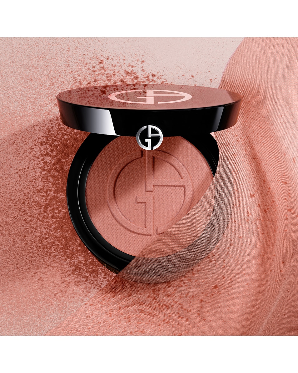 ARMANI BEAUTY LUMINOUS SILK GLOW BLUSH POEDER BLUSH 11 - IN LOVE 4