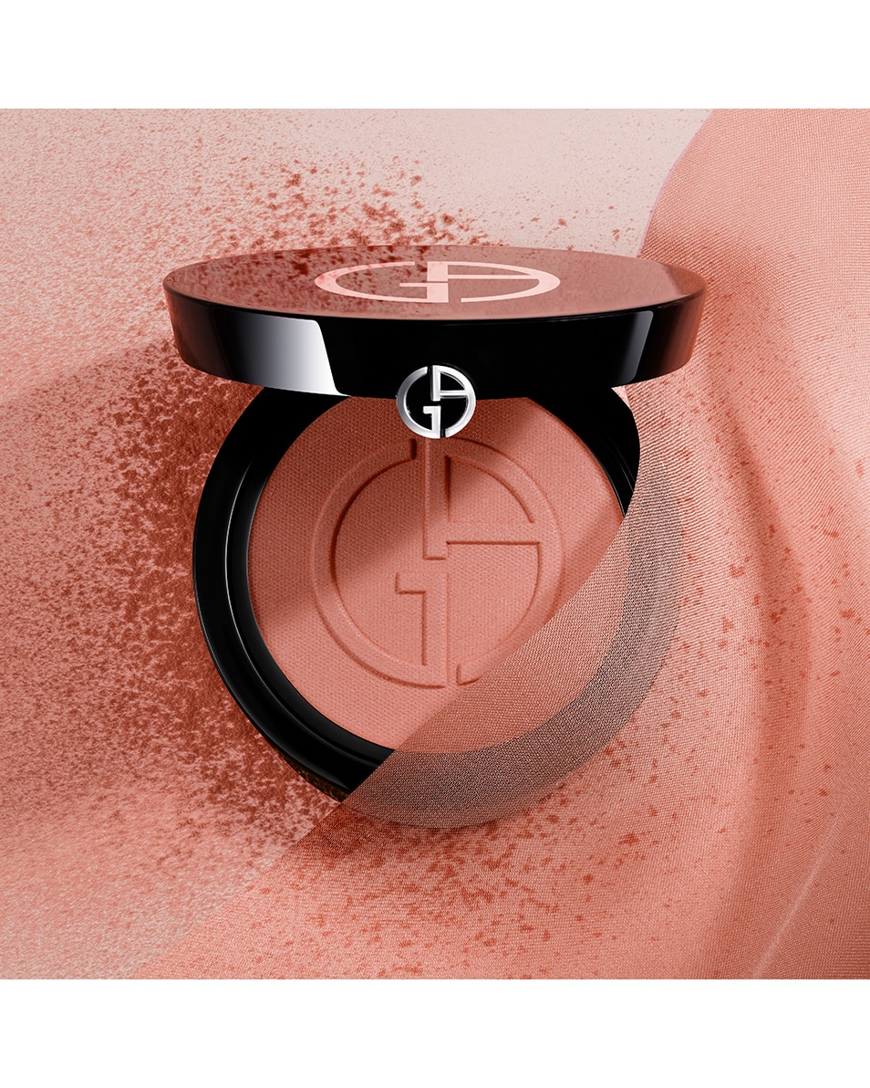 ARMANI BEAUTY LUMINOUS SILK GLOW BLUSH POEDER BLUSH 10 - INTIMATE 4