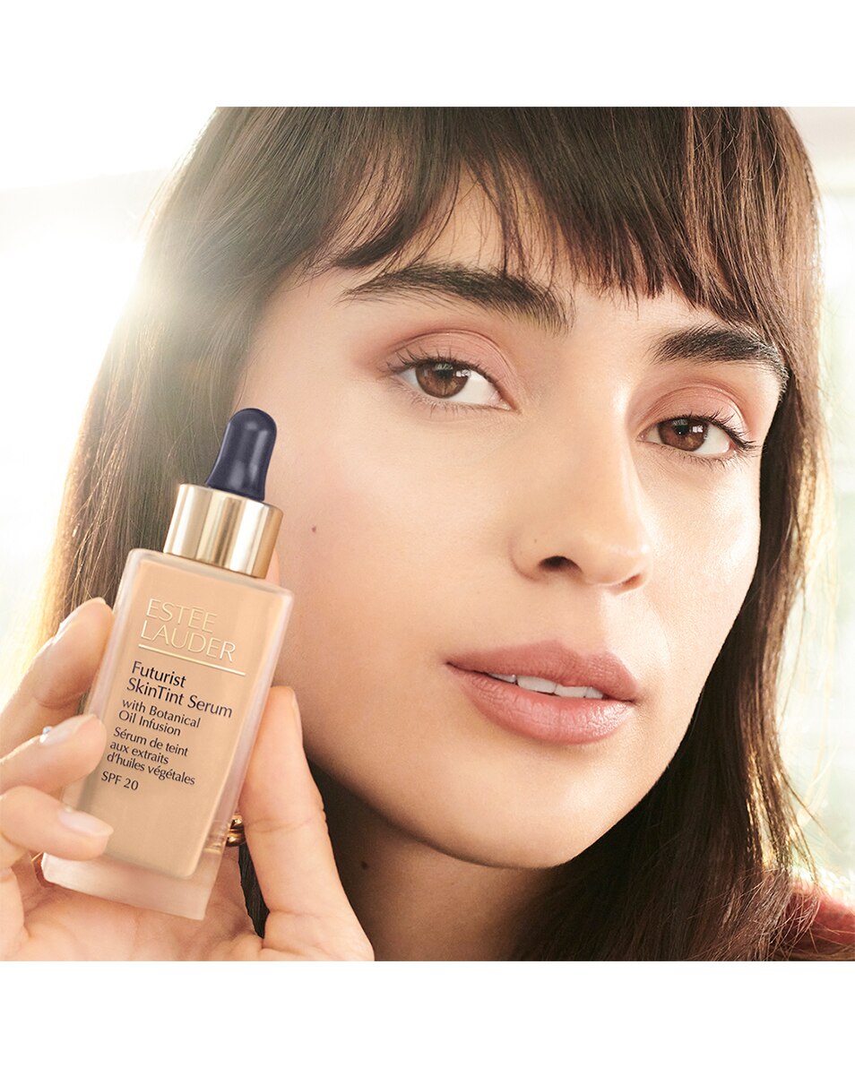 ESTÉE LAUDER FUTURIST SKINTINT SERUM FOUNDATION VLOEIBARE FOUNDATION MET SPF - LICHT & VOEDEND 1N2 Ecru 4