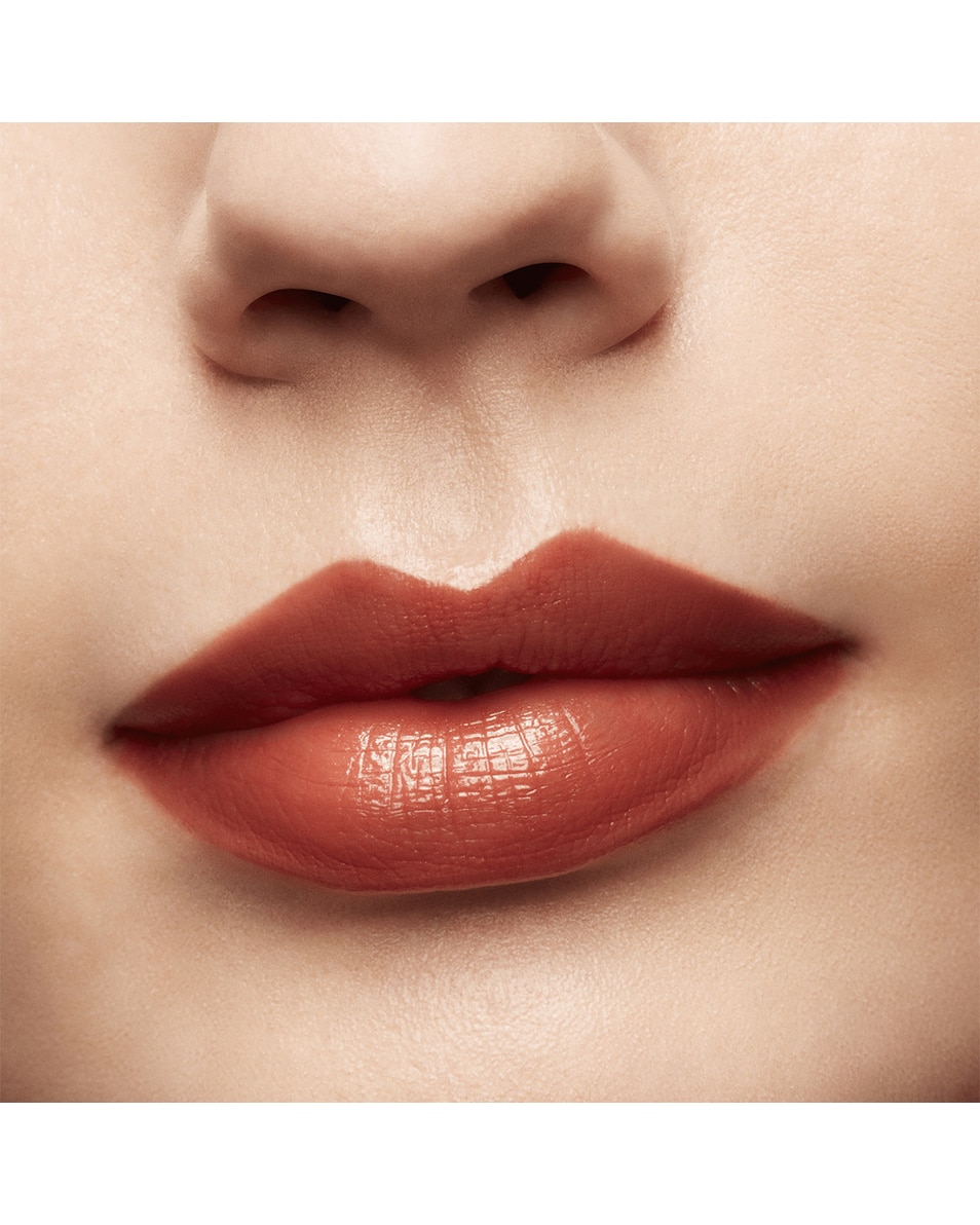M.A.C Lustreglass Sheer-Shine Lipstick Doorschijnende & glanzende kleur - langhoudende finish Work Crush