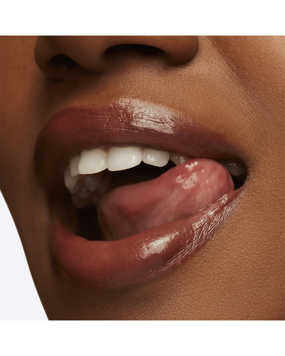 M.A.C Lustreglass Sheer-Shine Lipstick Transparente & brillant - fini lumineux & longue tenue Like I Was Saying... 4