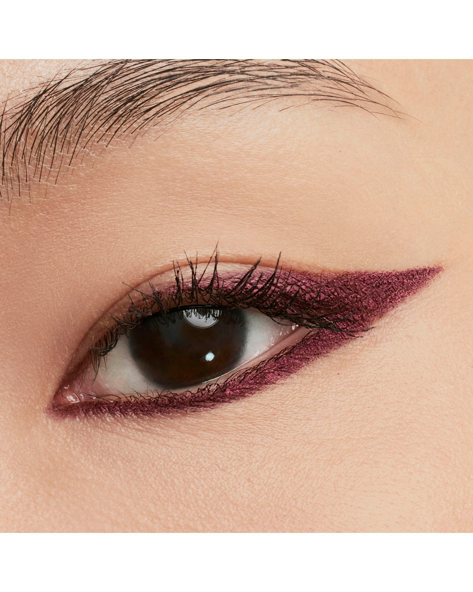 YVES SAINT LAURENT Lines Liberated Eyeliner 04 Unrestricted Plum 4