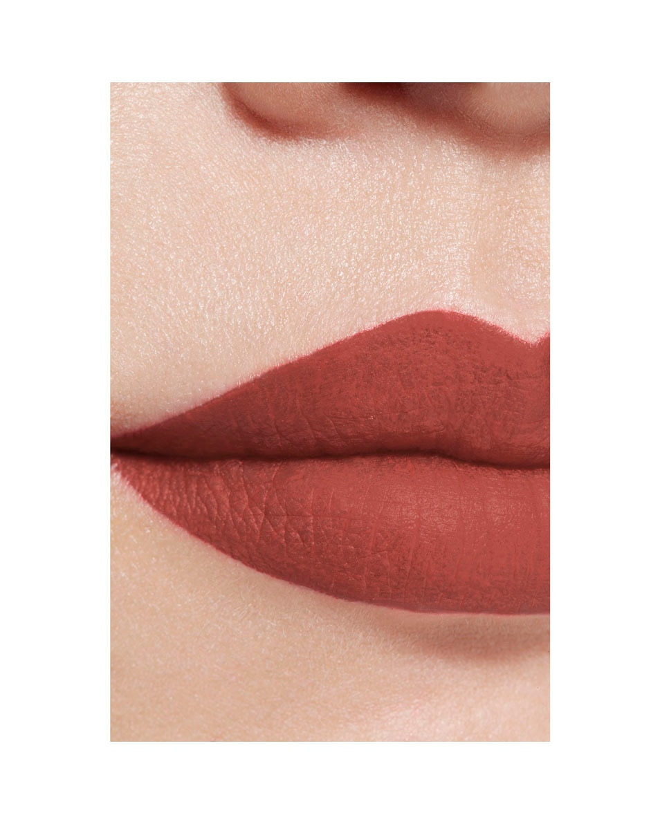 CHANEL ROUGE ALLURE LIQUID VELVET DE ULTRA-LANGHOUDENDE INTENS MATTE VLOEIBARE LIPPENSTIFT FASCINANTE 4