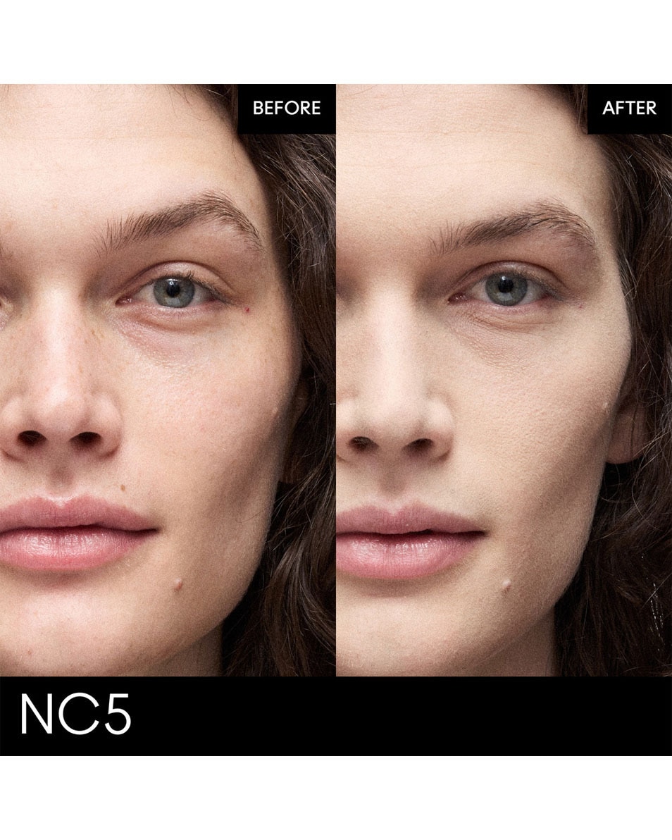 M.A.C Studio Fix Powder Plus Foundation Fond de teint poudre à couvrance moyenne à totale avec un fini naturel et mat NC5 4