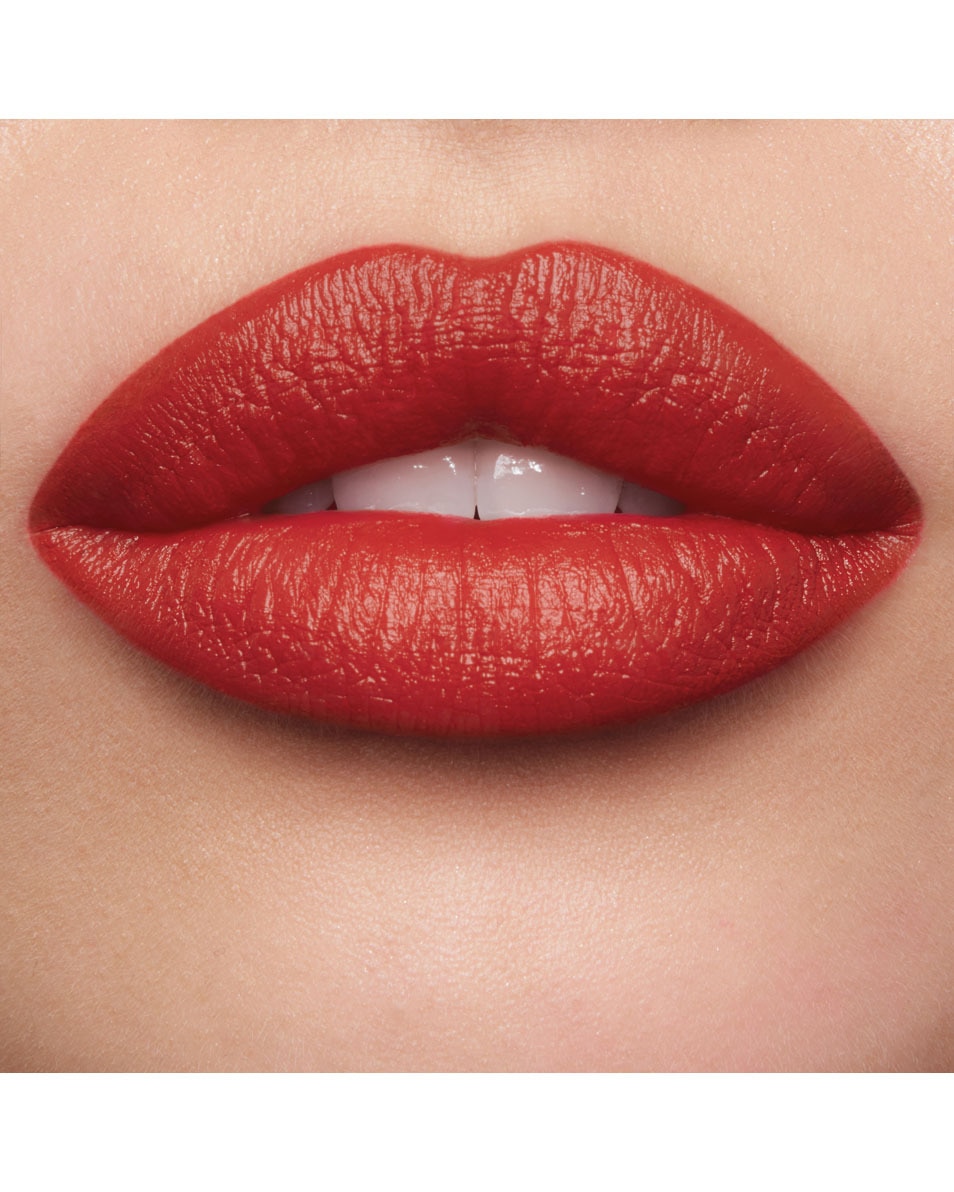 CHARLOTTE TILBURY Matte Revolution Lipstick FAME FLAME 4