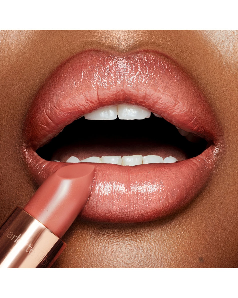 CHARLOTTE TILBURY K.I.S.S.I.N.G Rouge à lèvres BITCH PERFECT 4