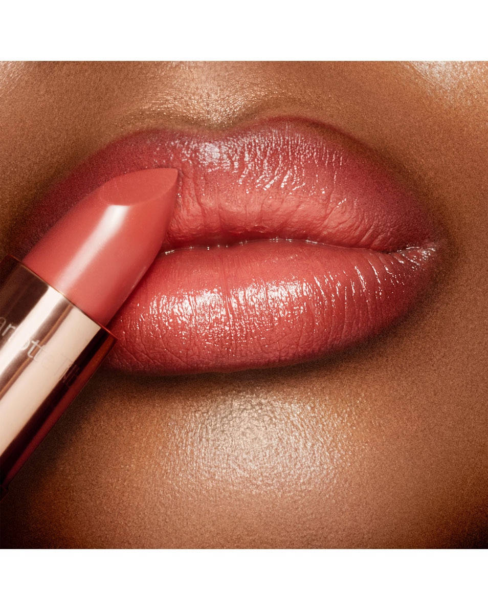 CHARLOTTE TILBURY K.I.S.S.I.N.G Lipstick PILLOW TALK FAIR 4