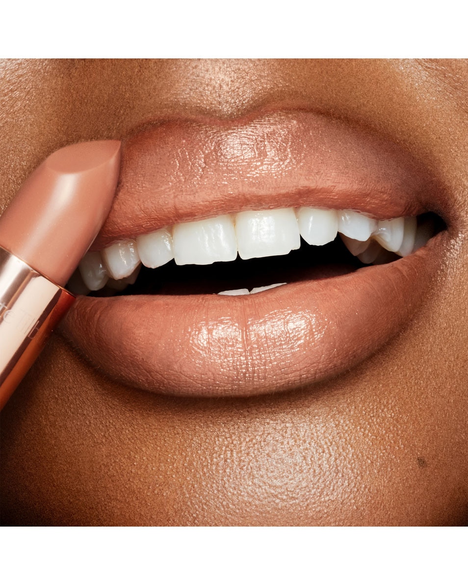 CHARLOTTE TILBURY K.I.S.S.I.N.G Rouge à lèvres Nude Kate 4