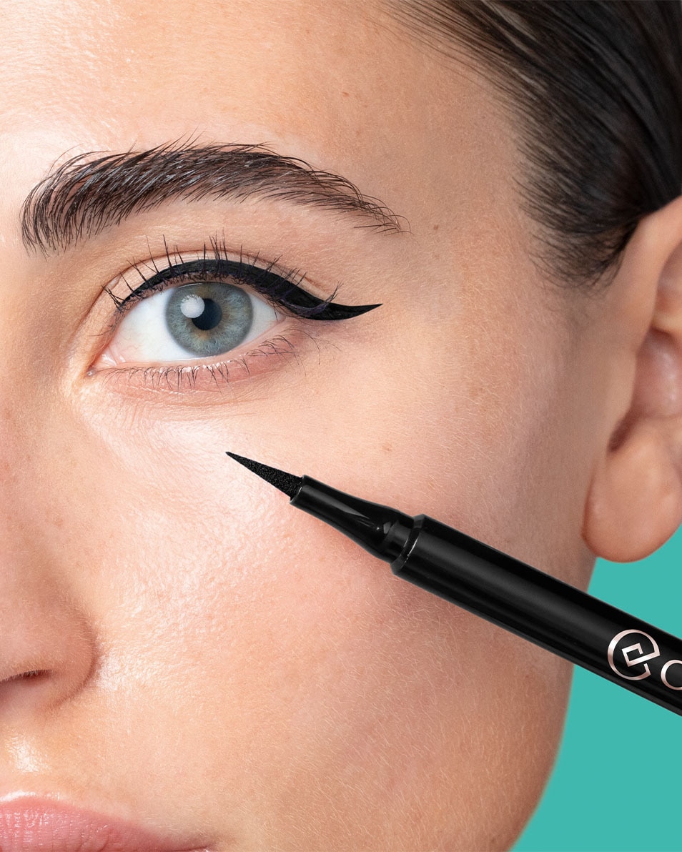 COLLISTAR Infinito Eye Marker 01 black 4