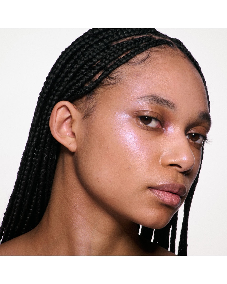 M.A.C SKINFINISH LIGHTSTRUCK LIQUID HIGHLIGHTER Lilac Haze 4