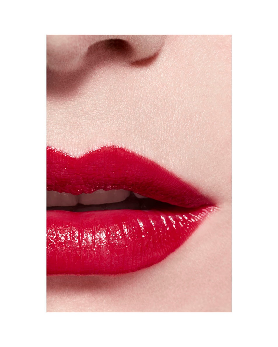 CHANEL ROUGE COCO LE ROUGE SATINÉ SOIN HYDRATANT ET LISSANT LONGUE TENUE 120 GABRIELLE 4