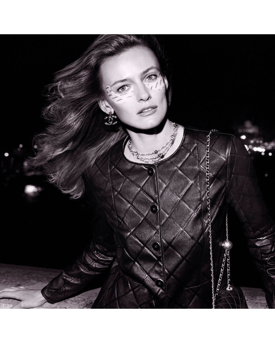 LISSE – RAFFERMIT – EFFET TENSEUR