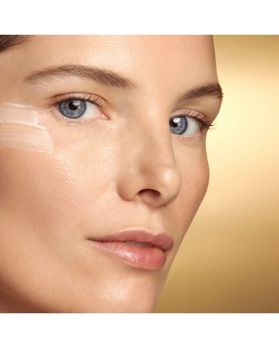 ESTÉE LAUDER Re-Nutriv Ultimate Lift Regenerating Youth Eye Creme Soin contour des yeux raffermissant – anti-âge 15 ML 4