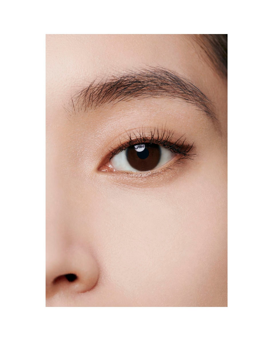 CHANEL LES BEIGES CORRECTEUR SÉRUM STRALENDE NATUURLIJKE HEALTHY GLOW B10
