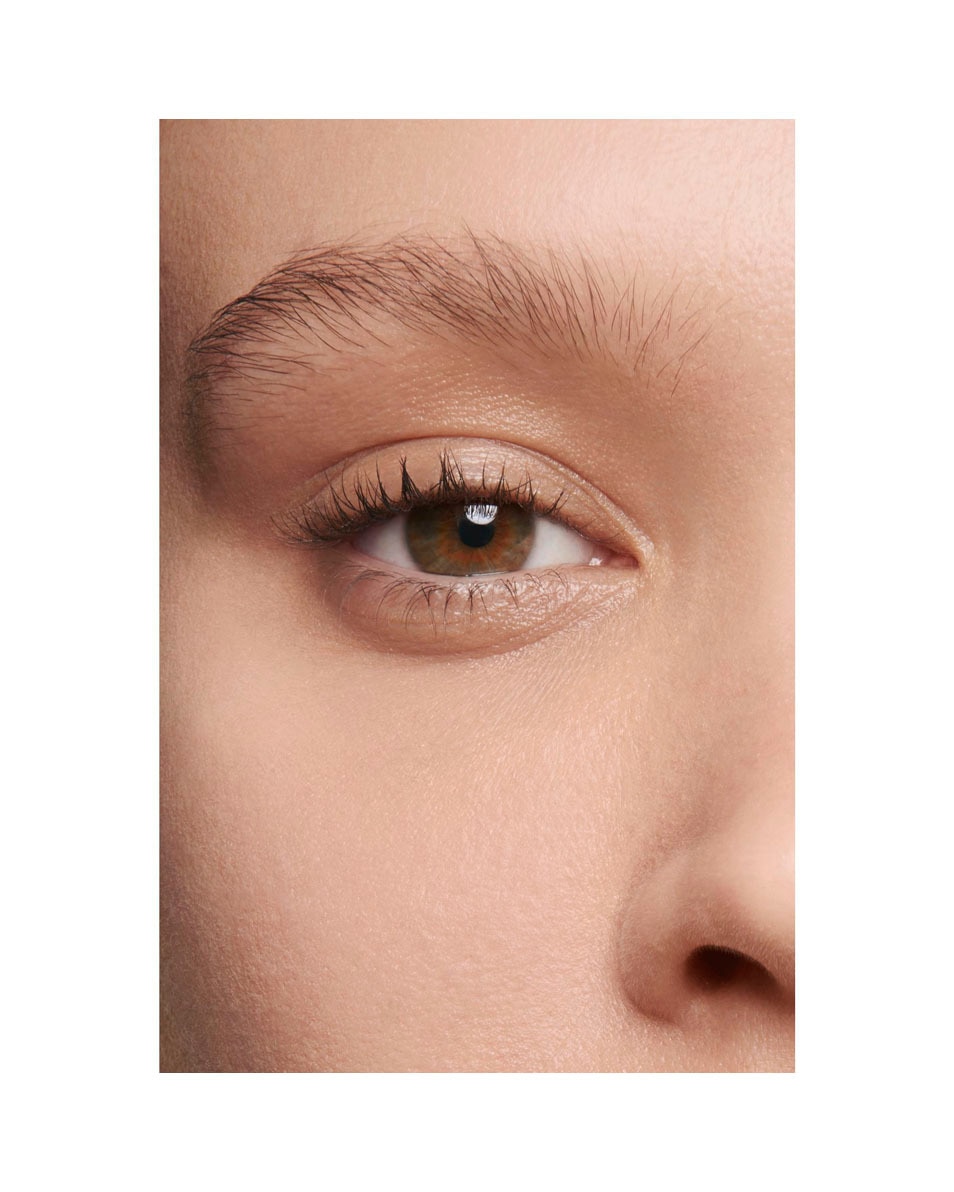 CHANEL LES BEIGES CORRECTEUR SÉRUM ÉCLAT BELLE MINE NATURELLE B30 4
