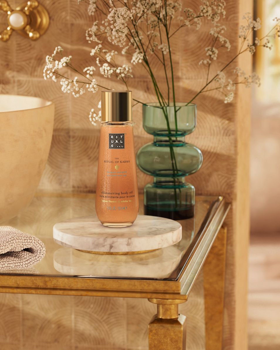 RITUALS The Ritual of Karma Bodyolie Met Shimmer 100 ML 4